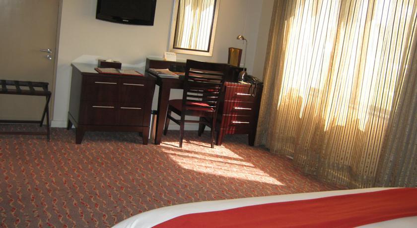 Mondior At Emperors Palace Kempton Park Exterior photo
